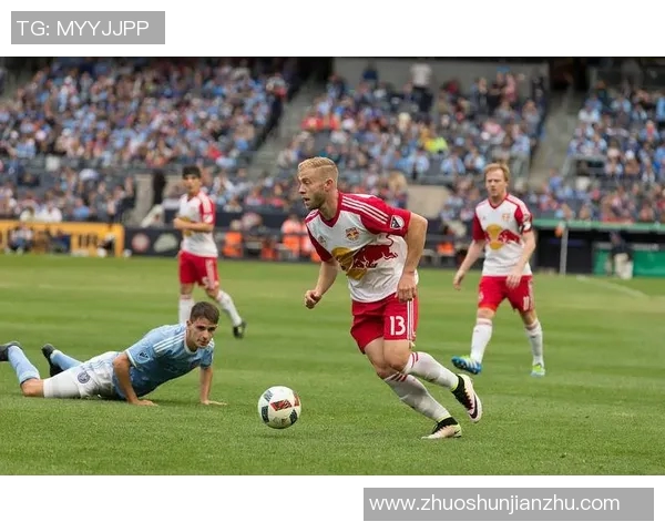 新英格兰革命与纽约红牛的激烈对决展现足球魅力与团队精神