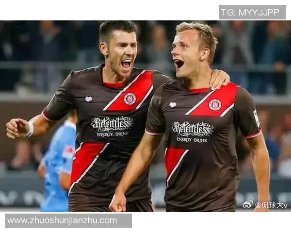 瓦尔韦克与阿尔克马激战在即谁能在这场对决中笑到最后