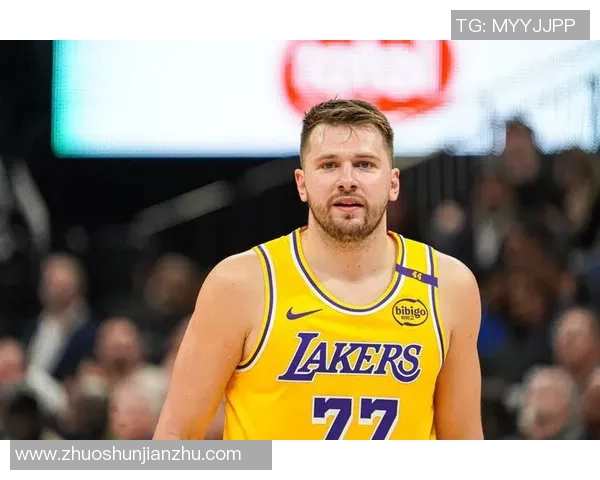 湖人对阵鹈鹕精彩对决回顾12月22日比赛亮点与球员表现分析